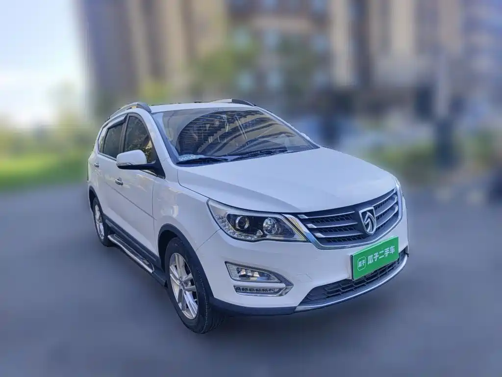 Baojun 560 2016 2016 1.8L Manual Elite
