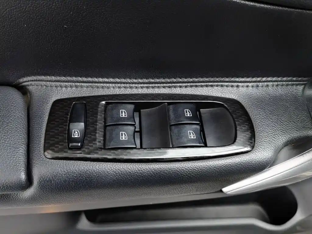 Renault Koleos (Import) 2010 2010 2.5L 4WD Comfort