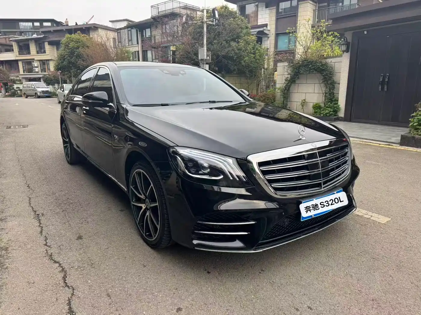 Mercedes-Benz S-Class 2014 S 320 L Luxury фото 3