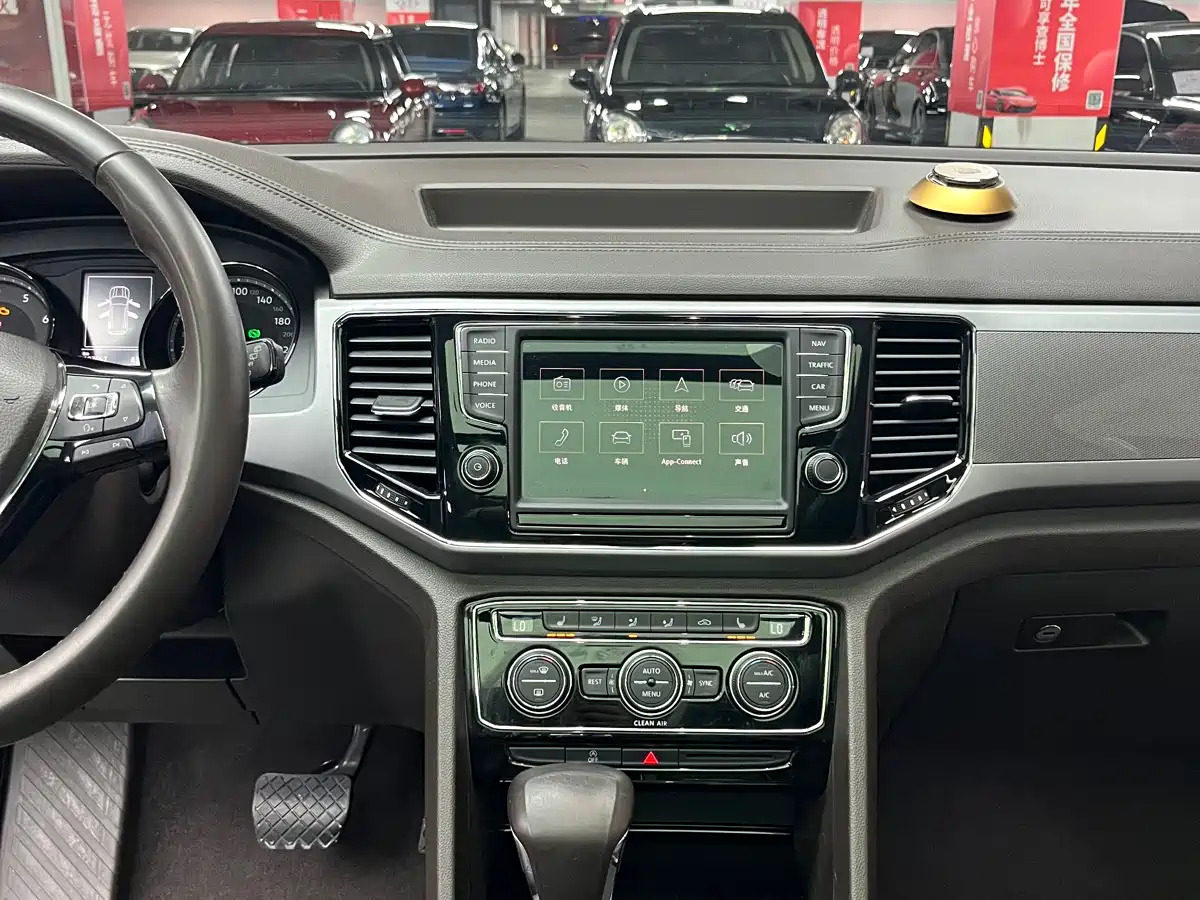 Volkswagen Teramont 2017 330TSI 2WD Luxury фото 24