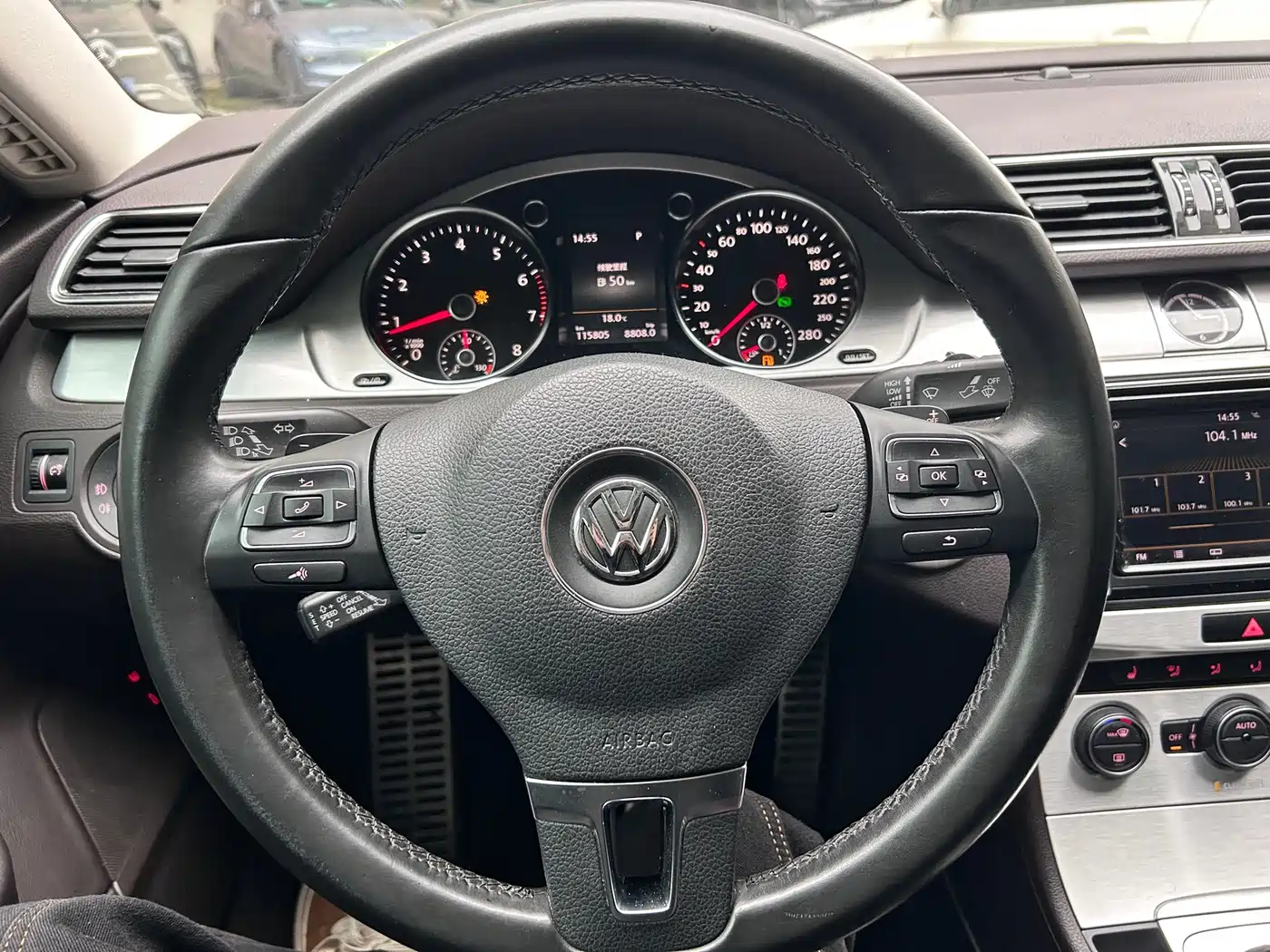 Volkswagen FAW-Volkswagen CC 2016 Model 1.8TSI Luxury фото 18