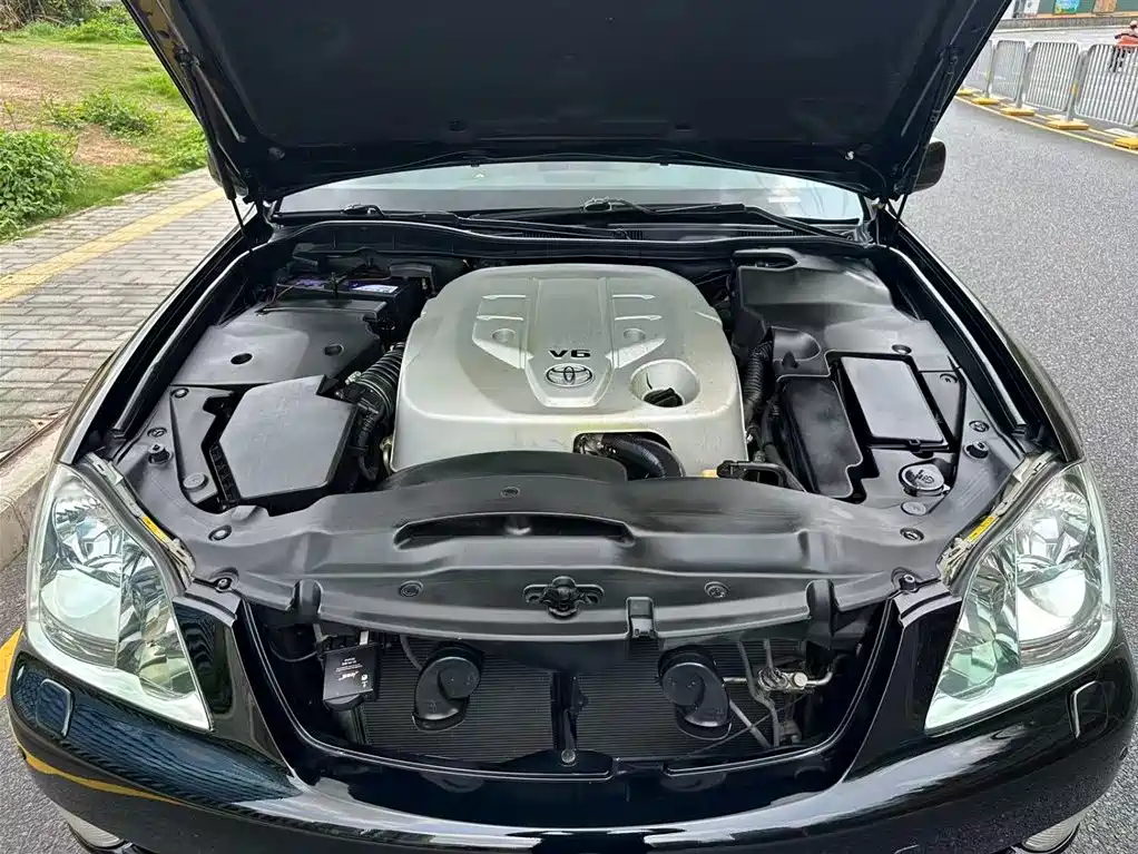 Toyota Crown 2009 2.5L Royal Special Enhanced Edition фото 16
