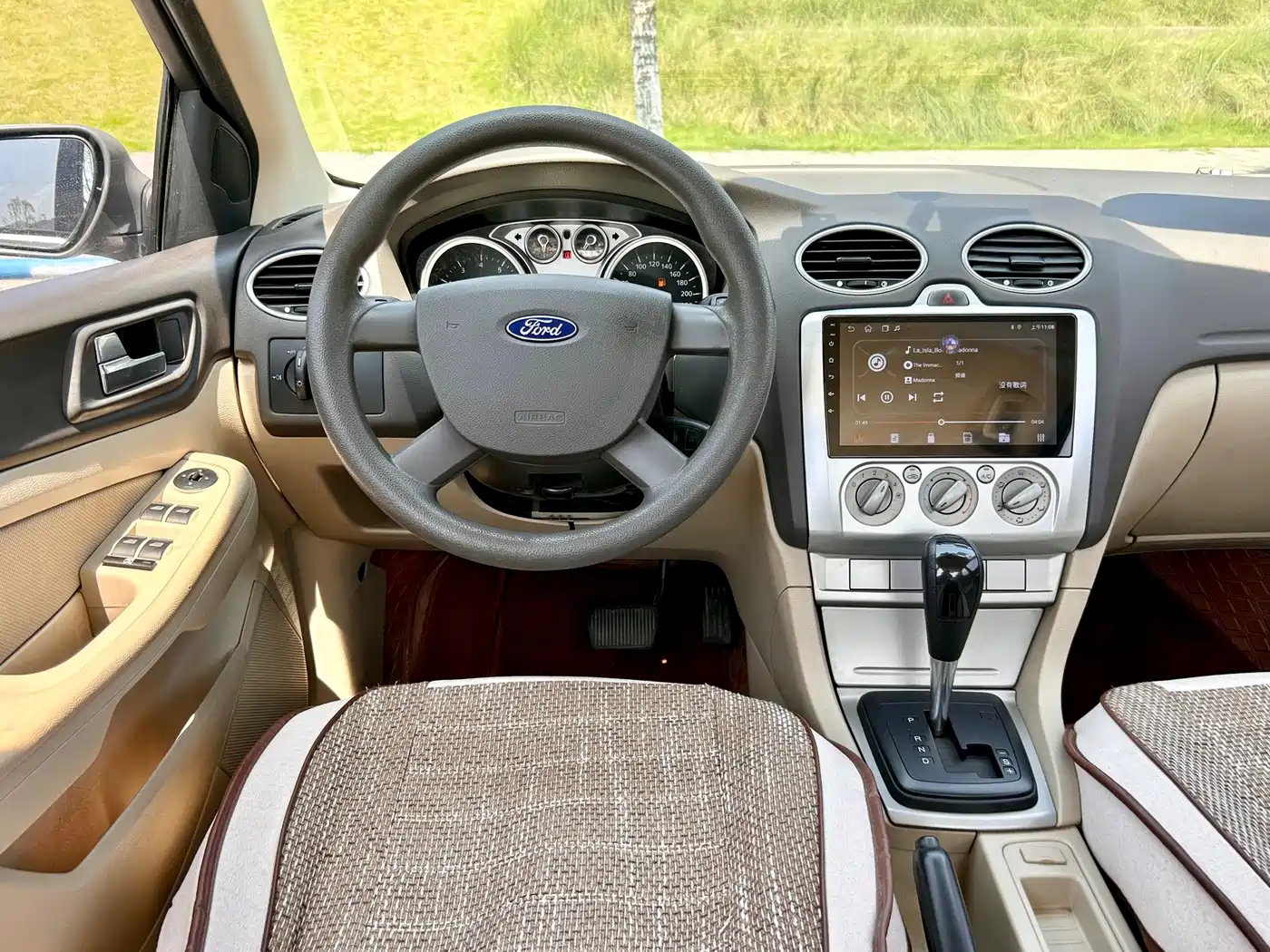 Фото 17 - Ford Focus