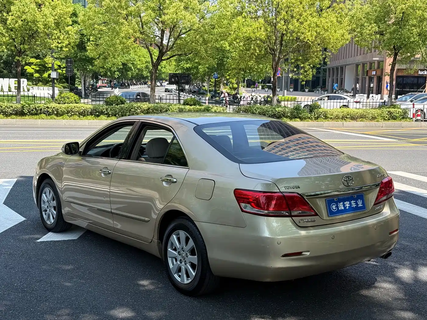 Toyota Camry 2009 Model 240G Luxury Edition фото 14