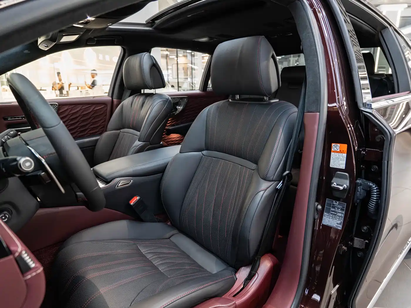 Lexus LS 2020 500h Executive (China VI) фото 11