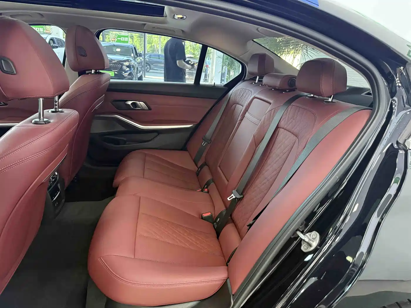 BMW 3 Series 2023 320Li M Sport Package фото 17