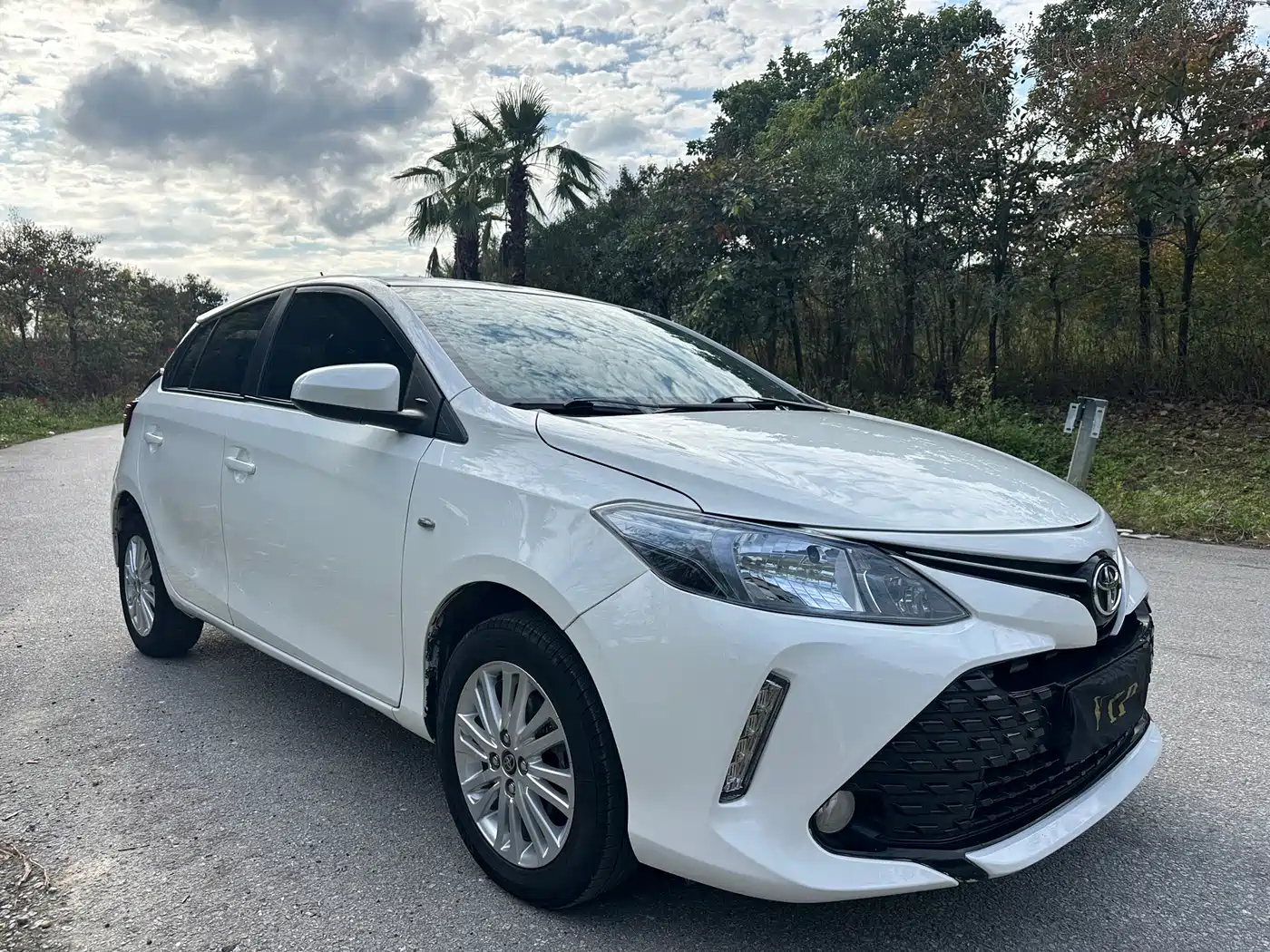 Toyota Vios FS 2017 1.5L CVT Trend Edition фото 3