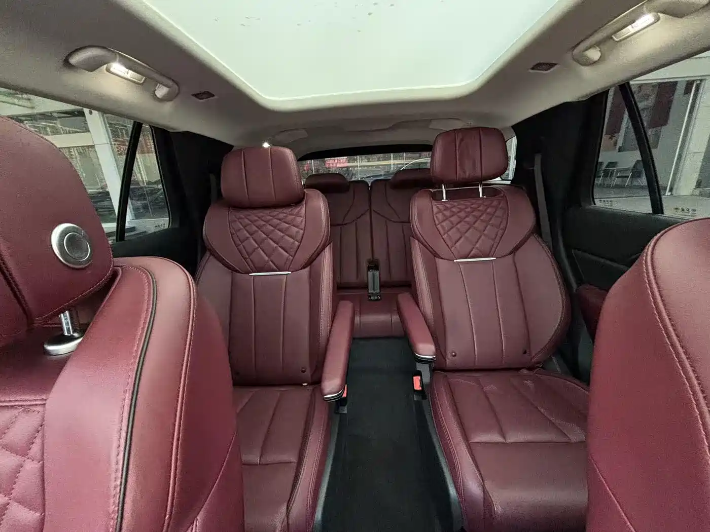 Hongqi E-HS9 2022 690km Qi Xiang Edition (6-seater) фото 14