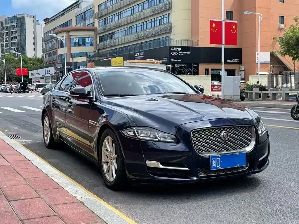 Jaguar XJ 2017 2016 XJL 3.0 SC 2WD Elegance Business Edition