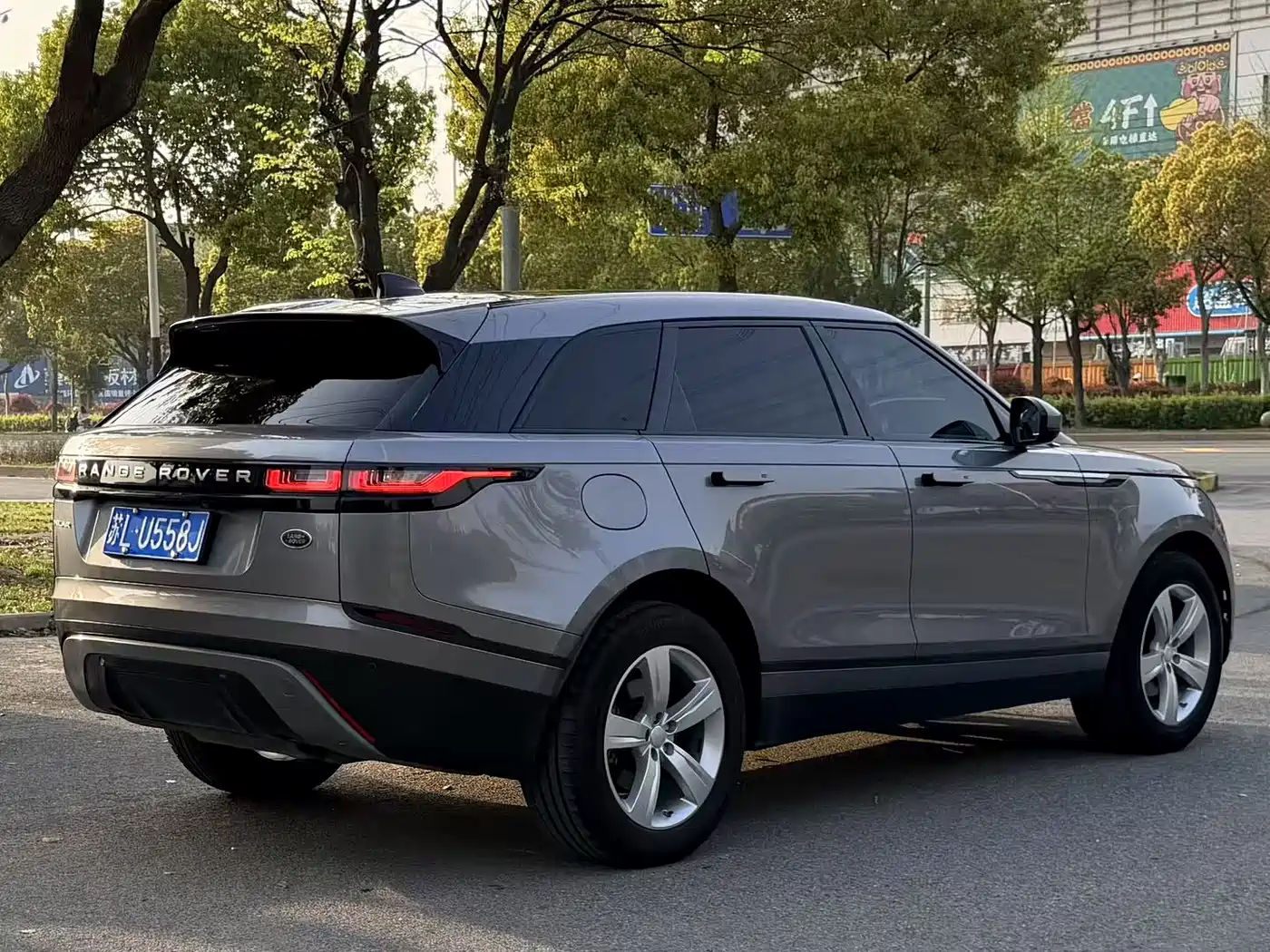 Land Rover Range Rover Velar 2020 P250 фото 7