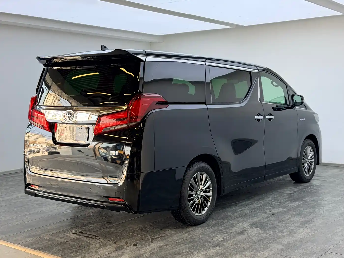 Toyota Alphard 2021 Hybrid 2.5L Premium фото 7