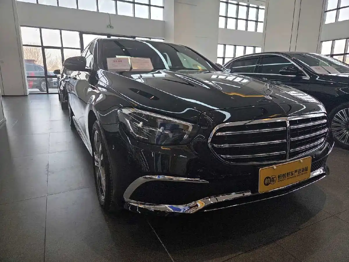 Mercedes-Benz E-Class 2023 Facelift E 260 L Sport фото 2