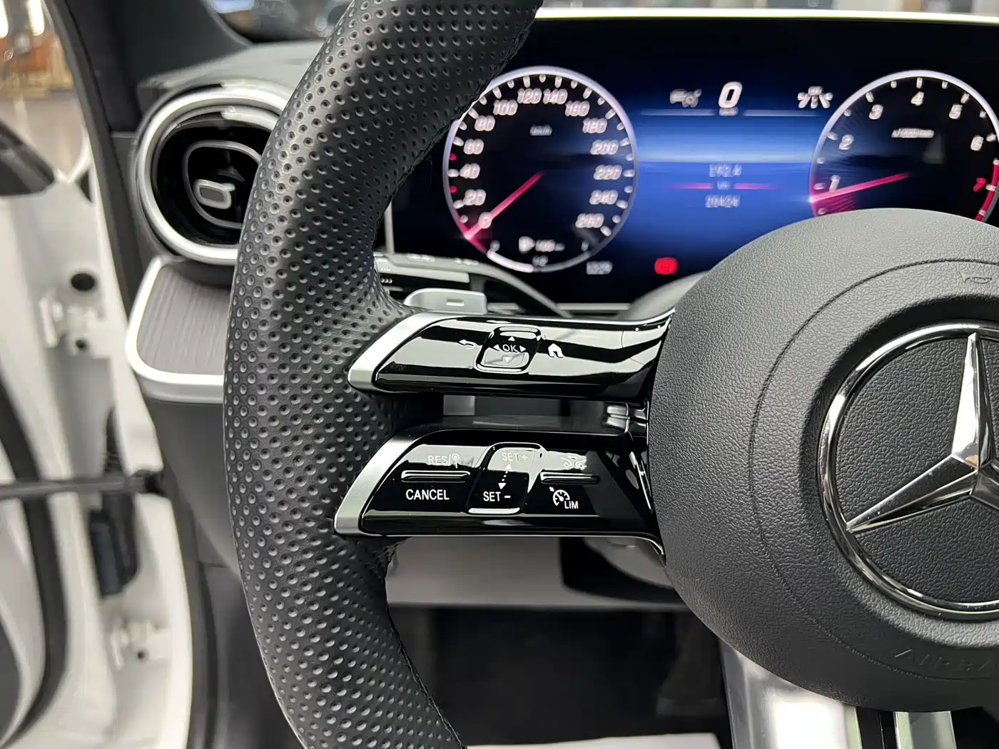 Mercedes-Benz C-Class 2024 Facelift C 200 L Sport фото 15