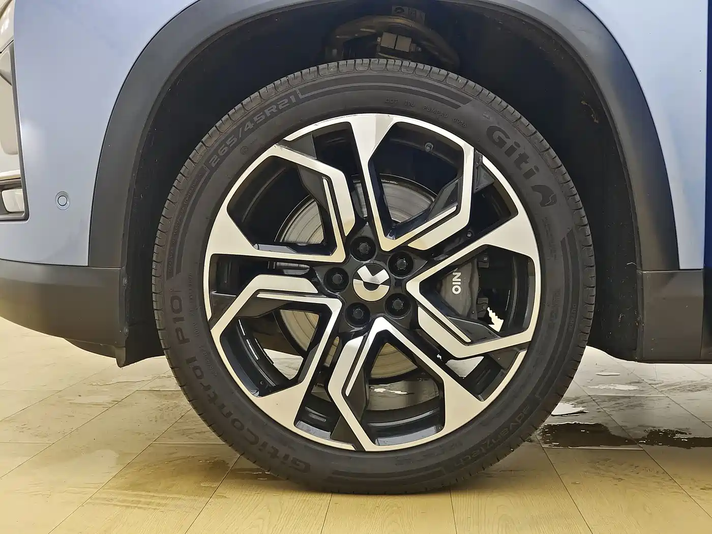 NIO ES8 2019 2018 Founder Edition