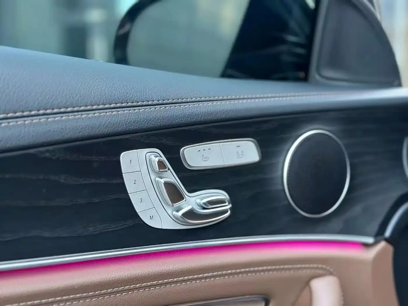Mercedes-Benz E-Class 2022 Model Facelift III E 300 L Sport Fashion фото 5
