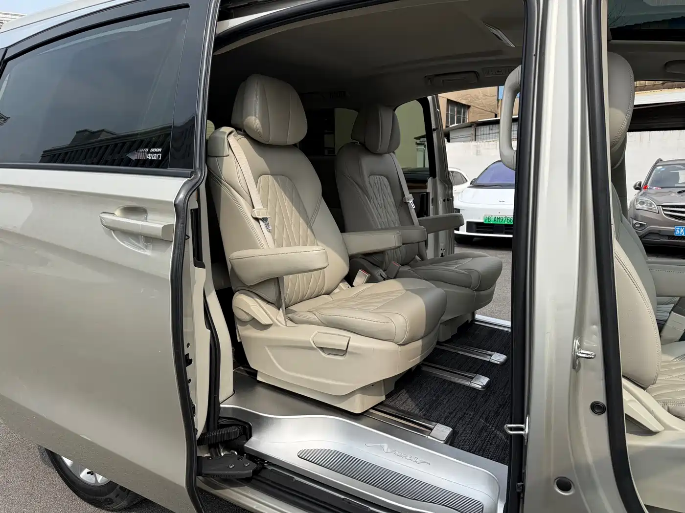 Buick GL8 2018 ES 28T Comfort Type China VI фото 7
