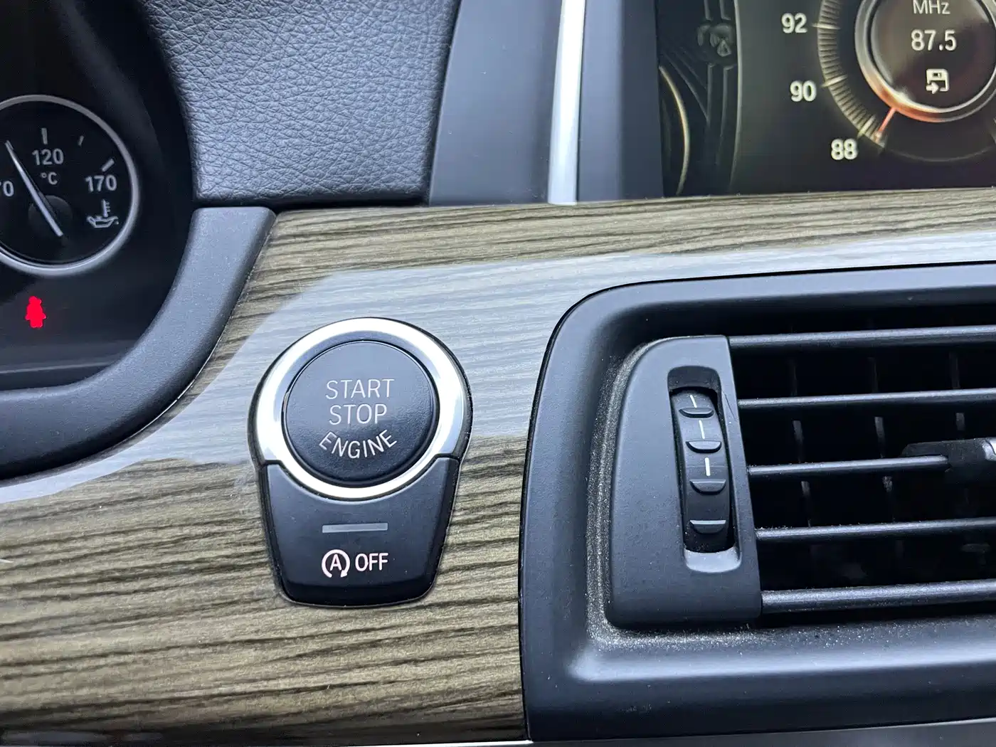 Фото 15 - BMW 5 Series