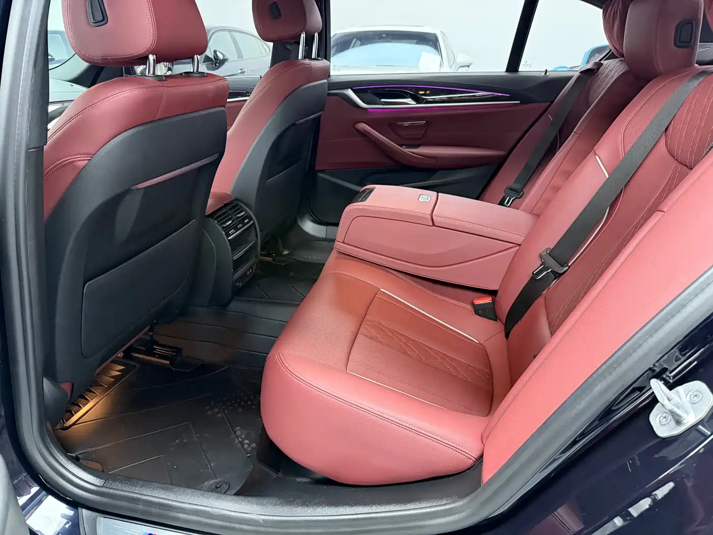 BMW 5 Series 2021 525Li M Sport Package фото 9