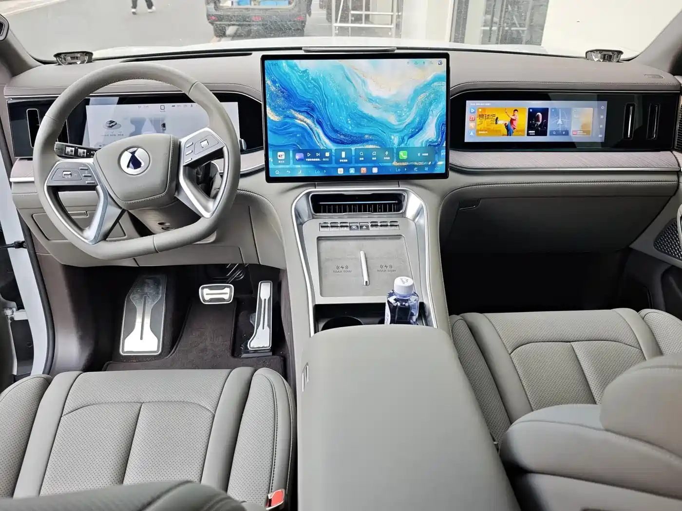 Denza N9 2026 2025 Model Prestige Edition