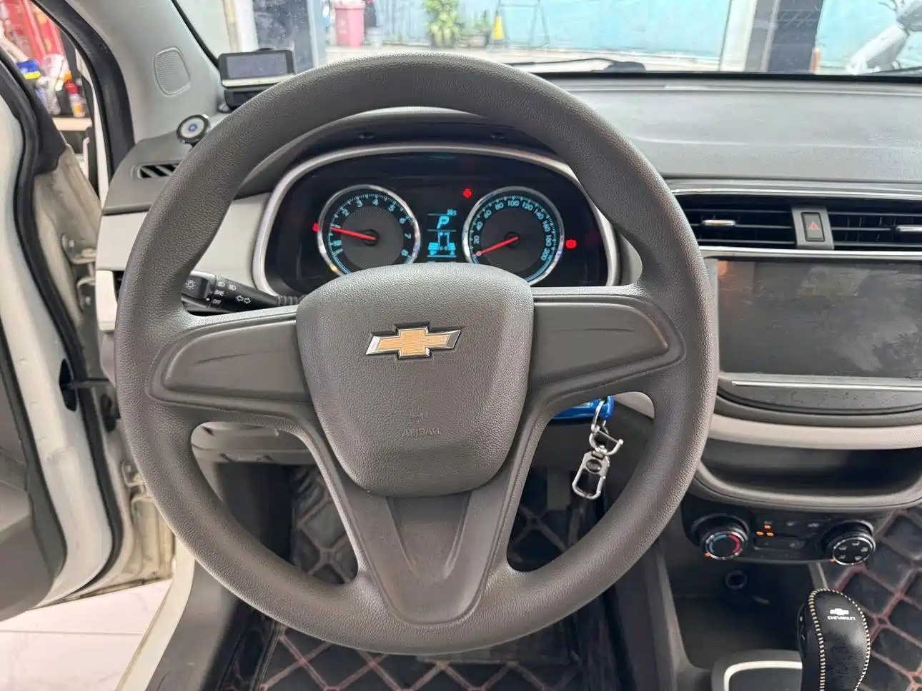 Chevrolet Lova RV 2017 2016 1.5L Automatic Easy-Ride