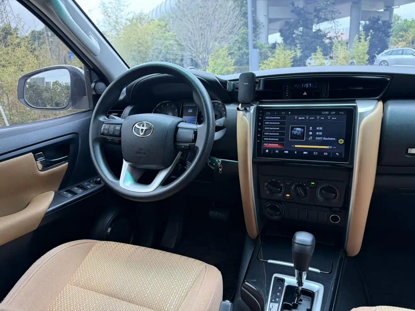 Toyota Fortuner 2016 2.7L Middle East Edition фото 11