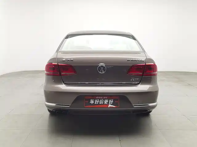 Volkswagen Magotan 2012 Facelift 1.8TSI Leading — фото 4