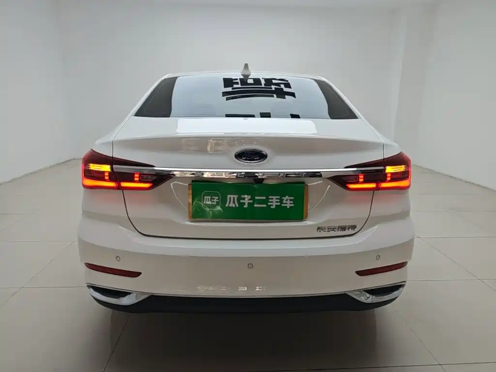 Ford Escort 2022 2021 1.5L Automatic Diamond Edition