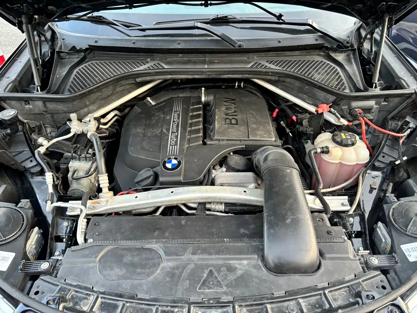 Photo 26 - BMW X6