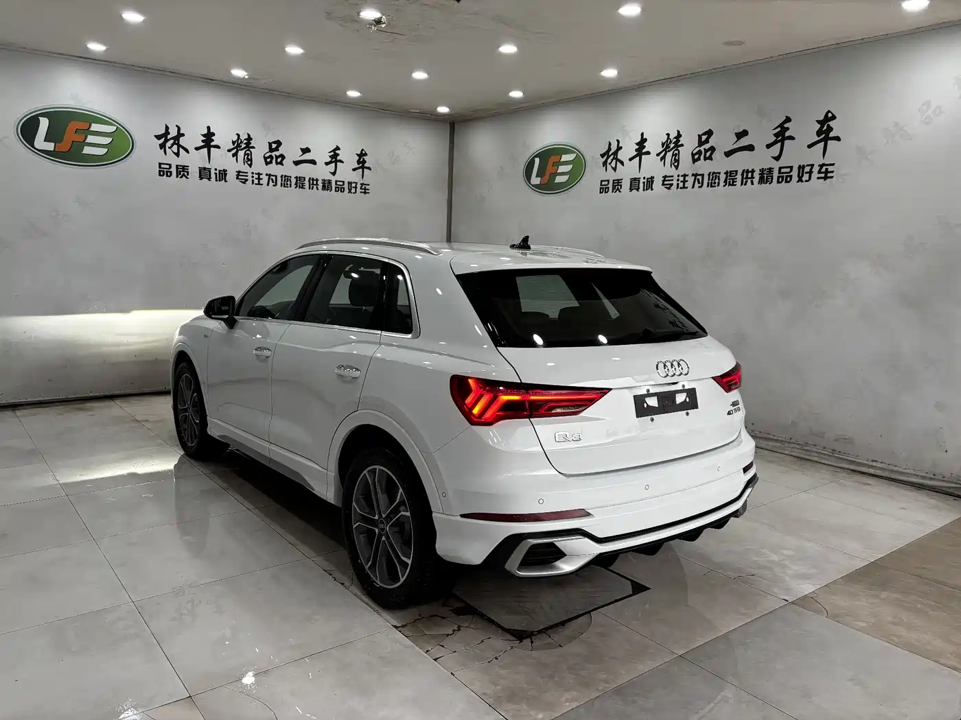 Audi Q3 2024 40 TFSI Fashion Sport фото 6