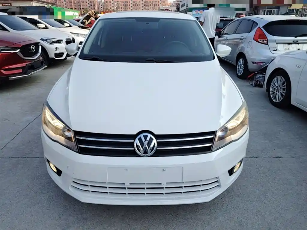 Volkswagen Jetta 2015 1.6L Manual Comfort фото 3