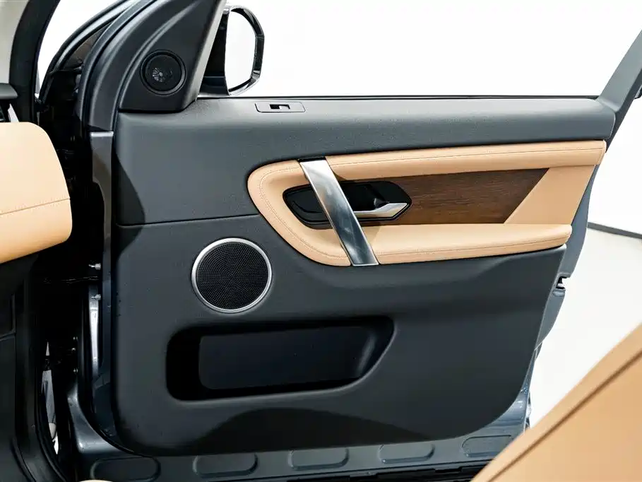Land Rover Discovery Sport 2024 Performance Technology Edition фото 15