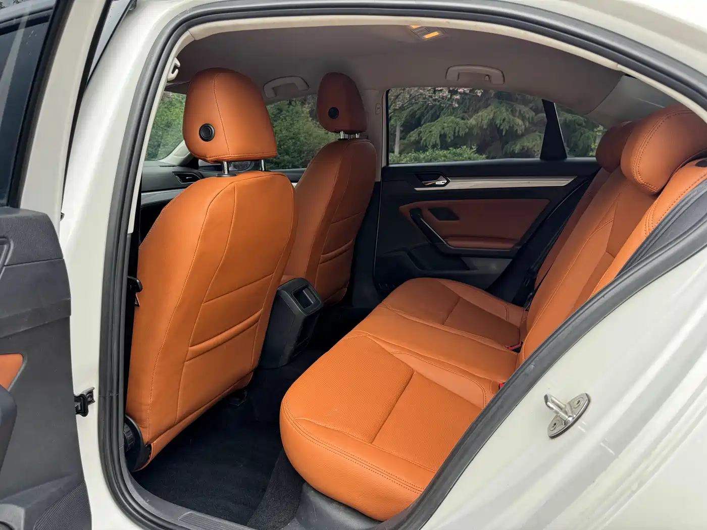 Volkswagen Lamando 2017 230TSI DSG Trend Edition фото 9