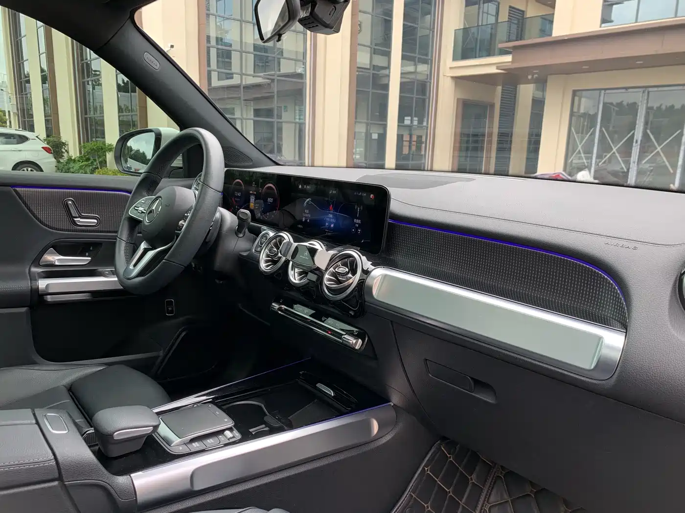Mercedes-Benz GLB 2021 GLB 200 Dynamic фото 29