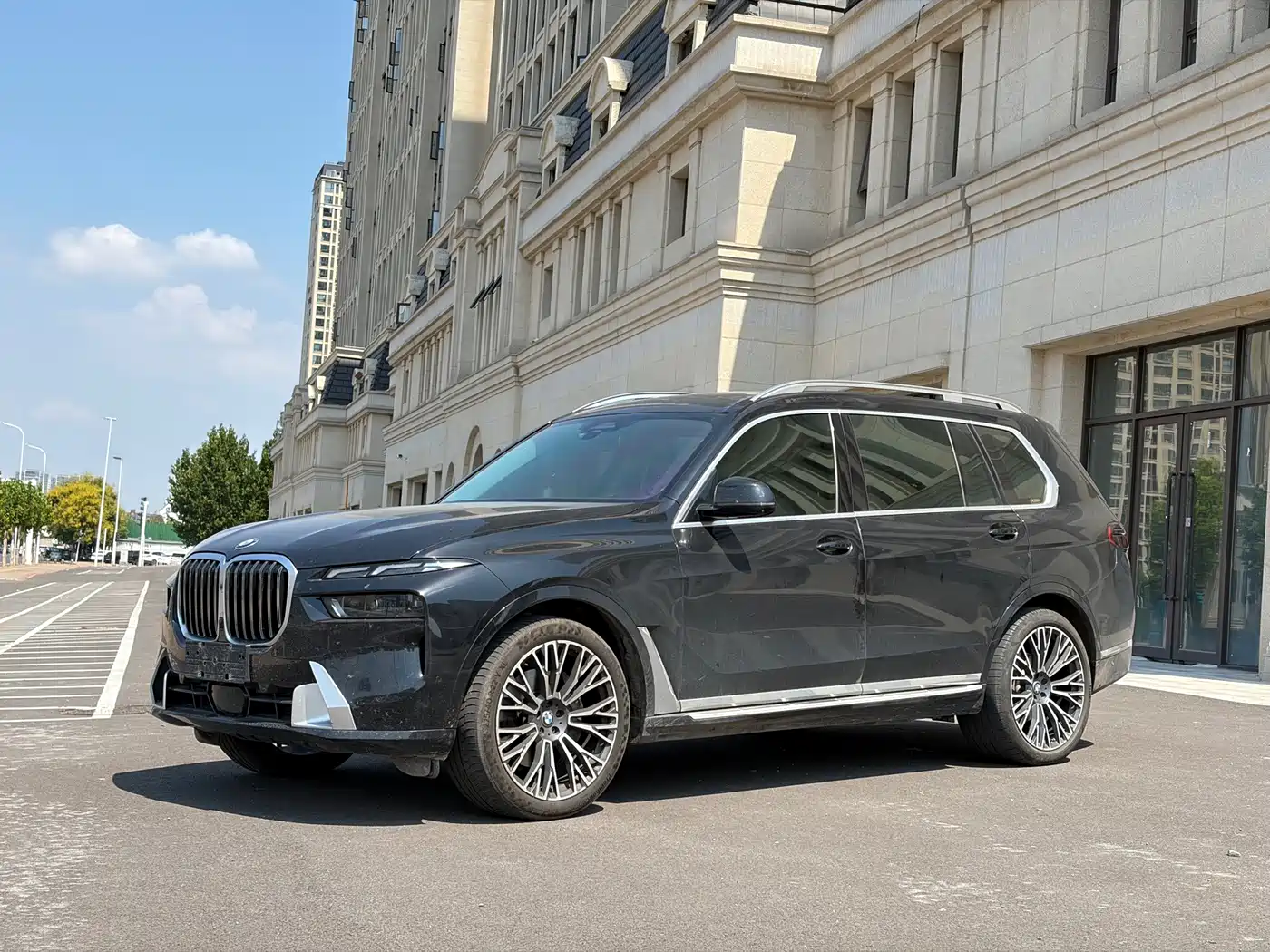2025 BMW X7