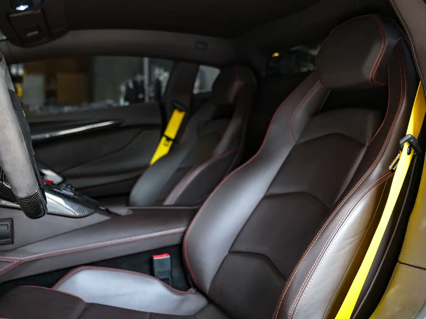 Lamborghini Aventador 2011 LP 700-4 фото 7