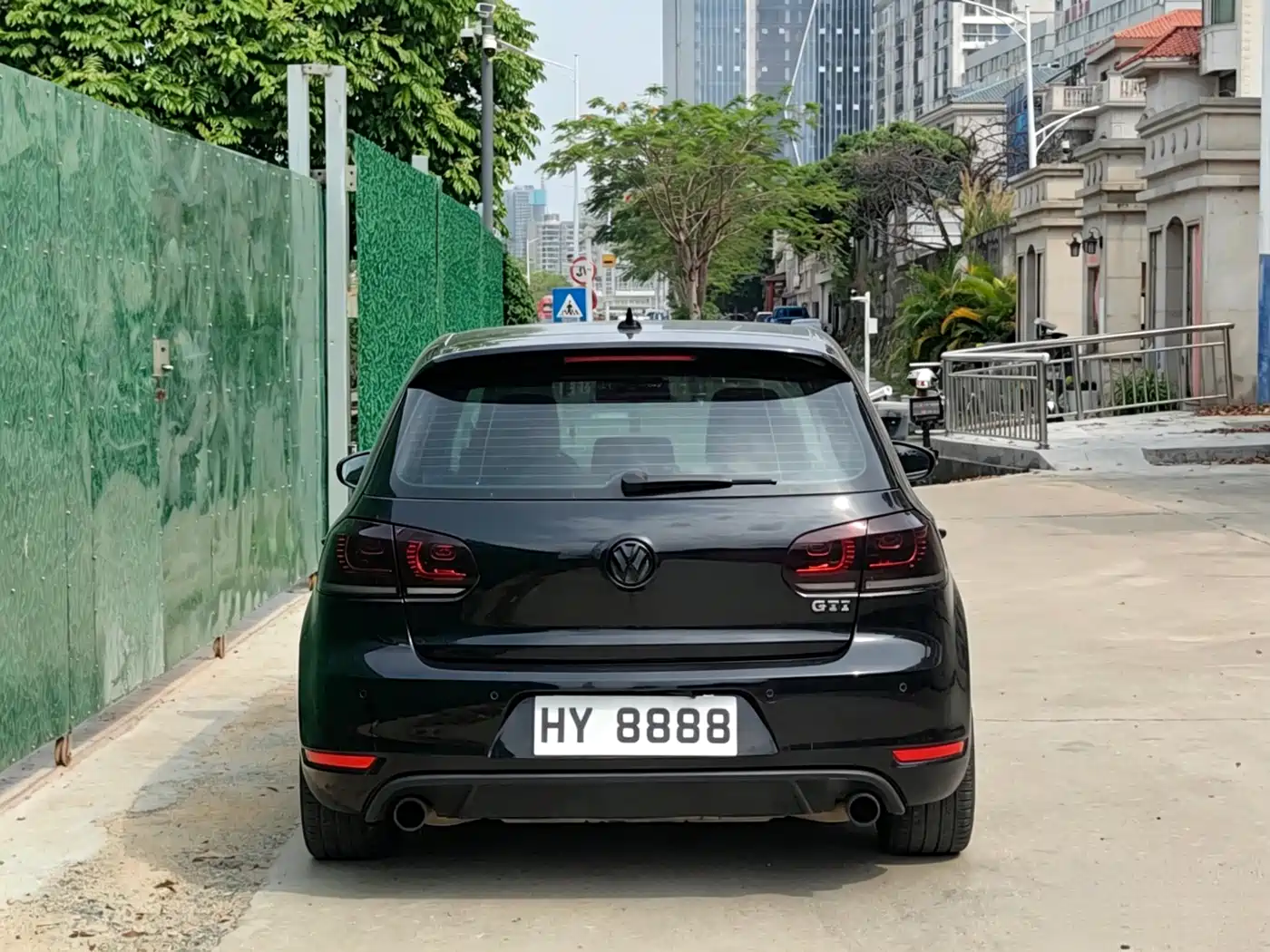 Volkswagen Golf GTI 2012 2.0TSI GTI фото 20