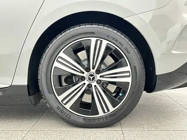 Mercedes-Benz EQE 2024 2022 350 Luxury Edition