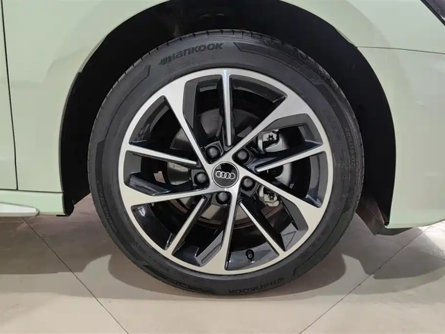 Audi A3 2024 Model Sportback 35 TFSI Progressive Sport фото 6