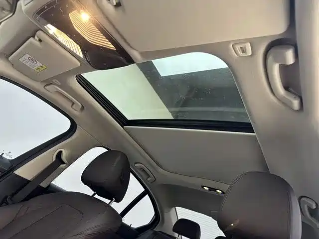 BMW 3 Series 2023 325Li M Sport Package фото 11