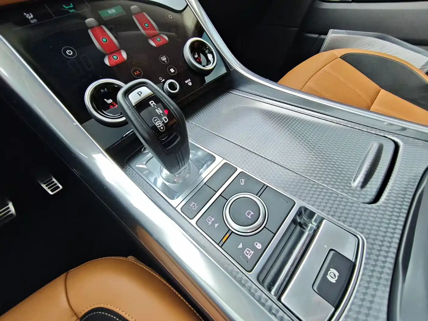 Land Rover Range Rover Sport 2021 3.0 L6 Gloss Black Edition фото 9