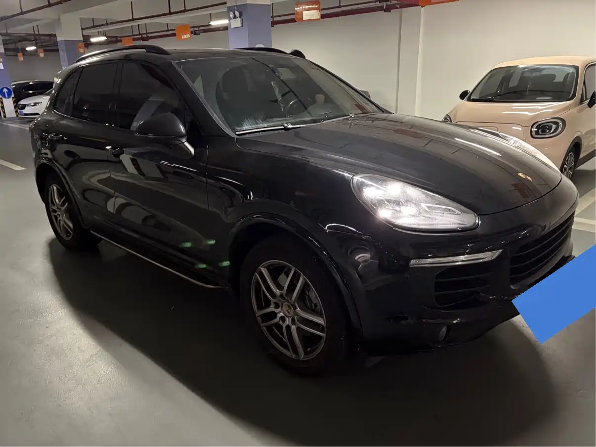 Porsche Cayenne 2016 Cayenne Platinum Edition 3.0T фото 3