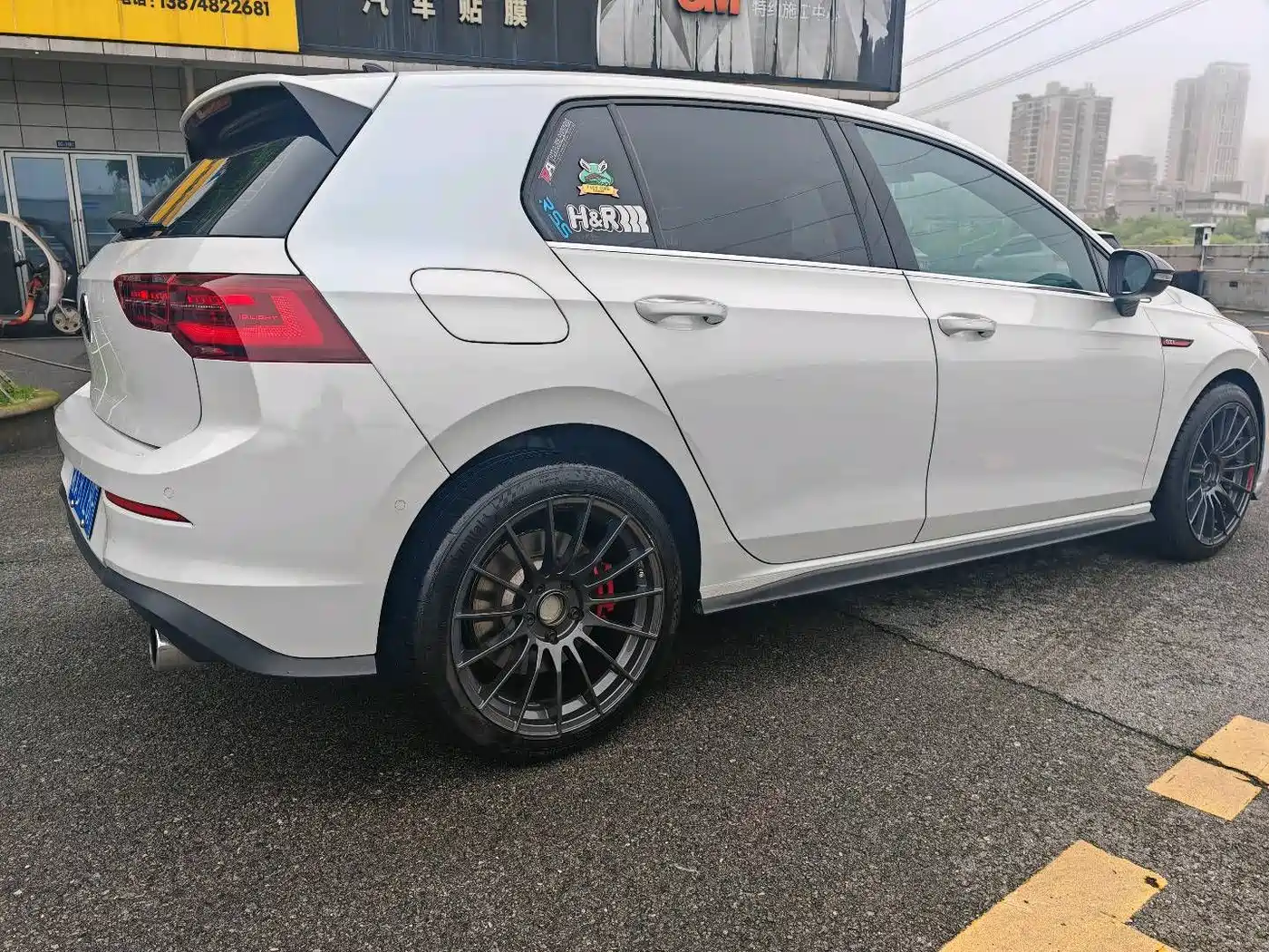 Volkswagen Golf GTI 2023 380TSI DSG GTI фото 4