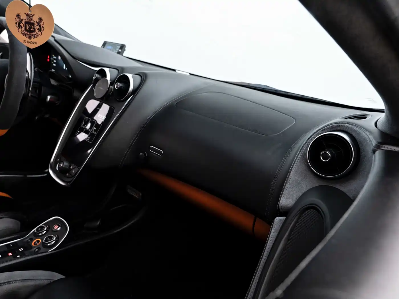 McLaren 570 2019 570S 3.8T Coupe фото 30