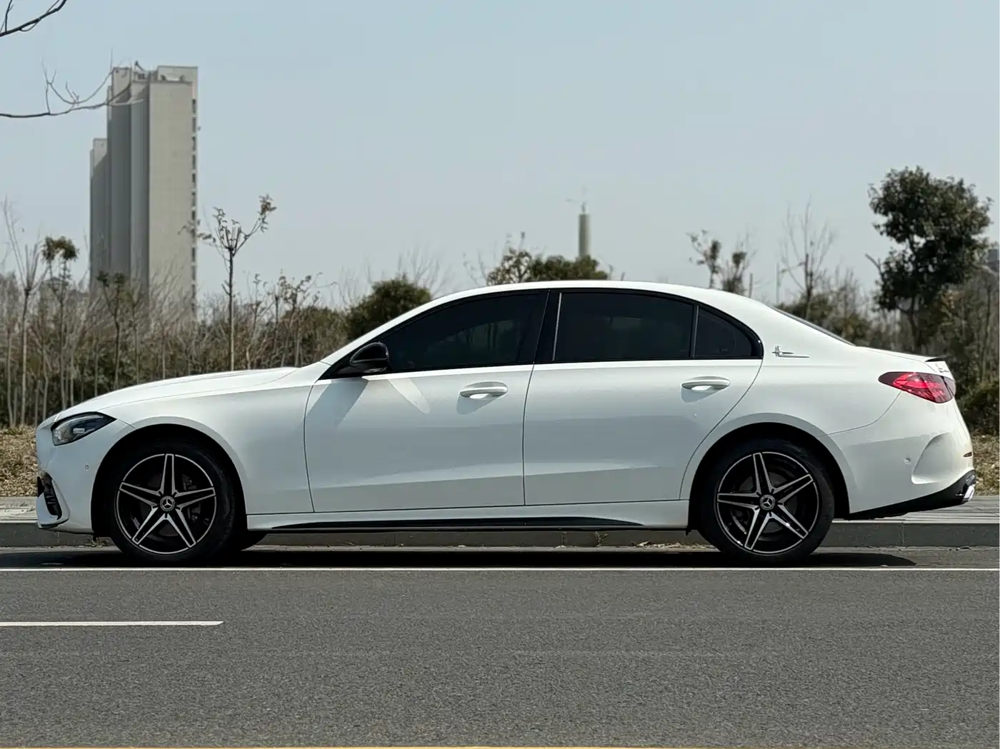 Mercedes-Benz C-Class 2025 C 260 L Night Sport Edition фото 3