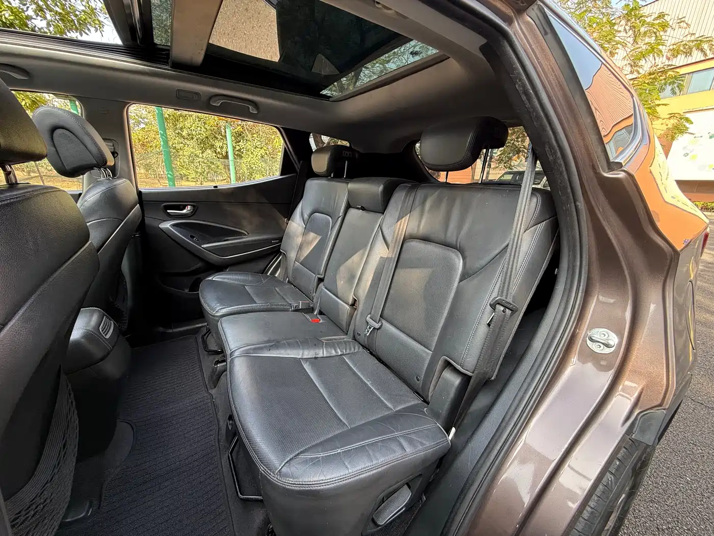Hyundai Santa Fe 2015 2.4L Automatic 4WD Smart 5-seater фото 9