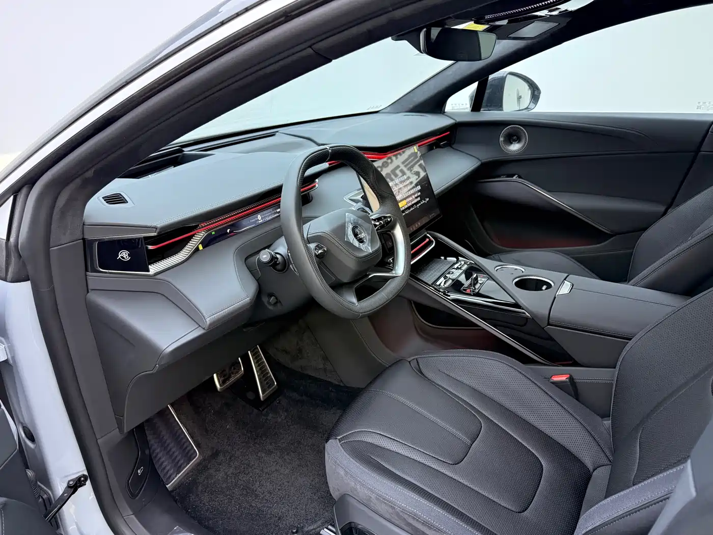 LOTUS SPORTS CAR ELETRE