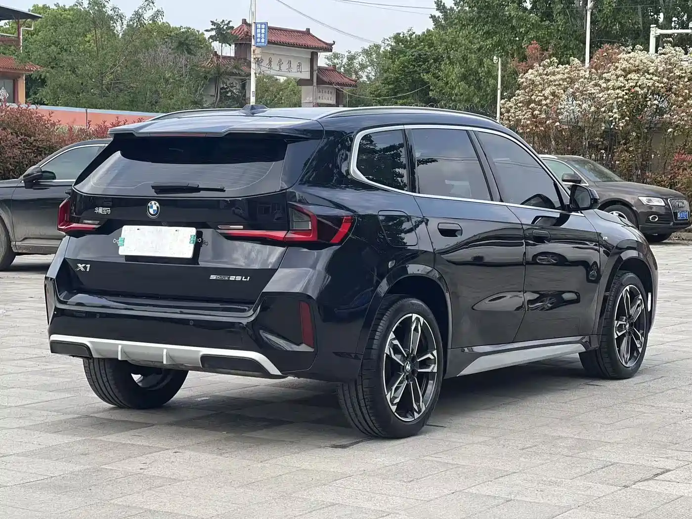 BMW X1 2025 sDrive25Li M Sport Package фото 10