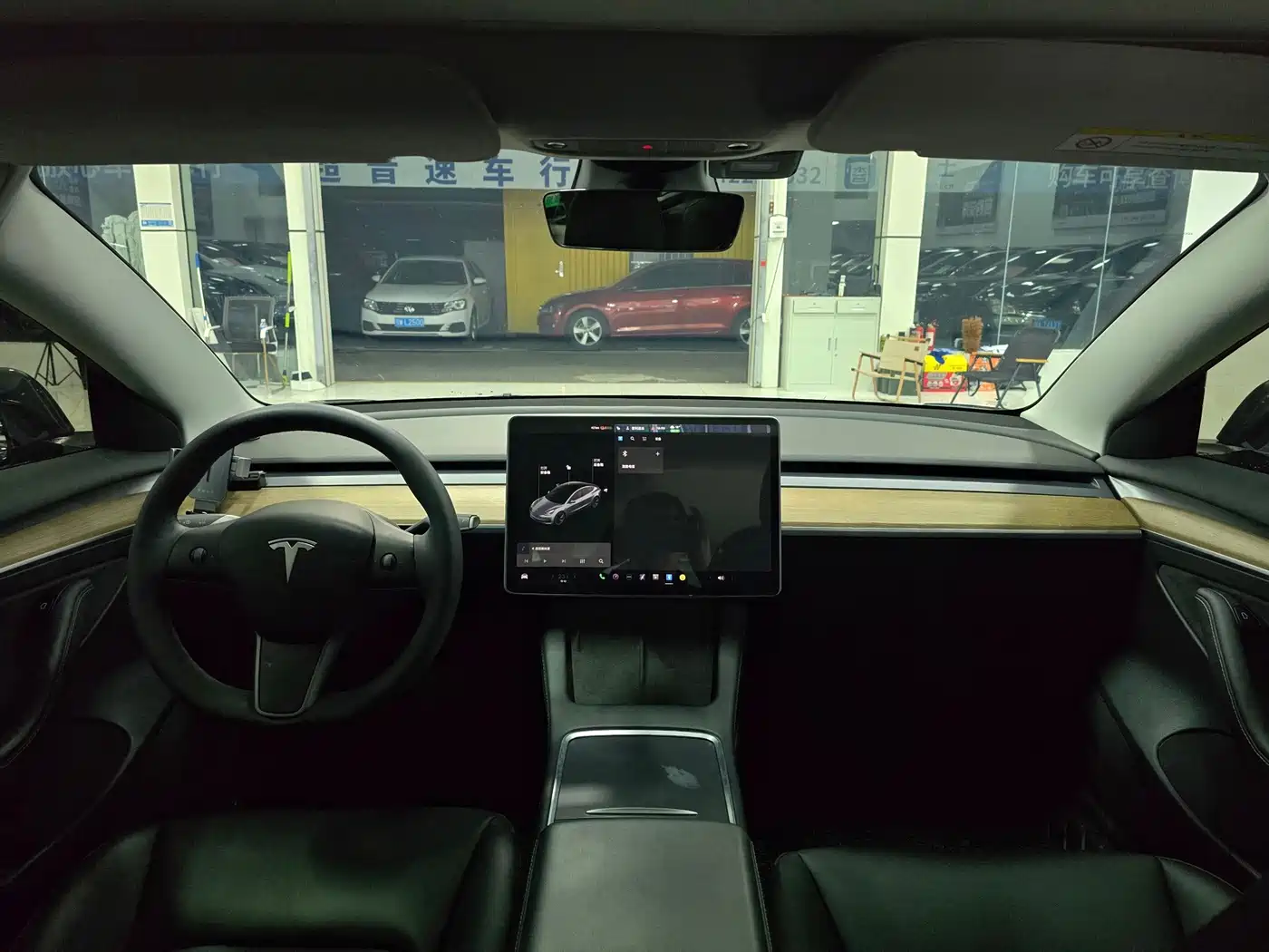 Photo 9 - Tesla Model 3