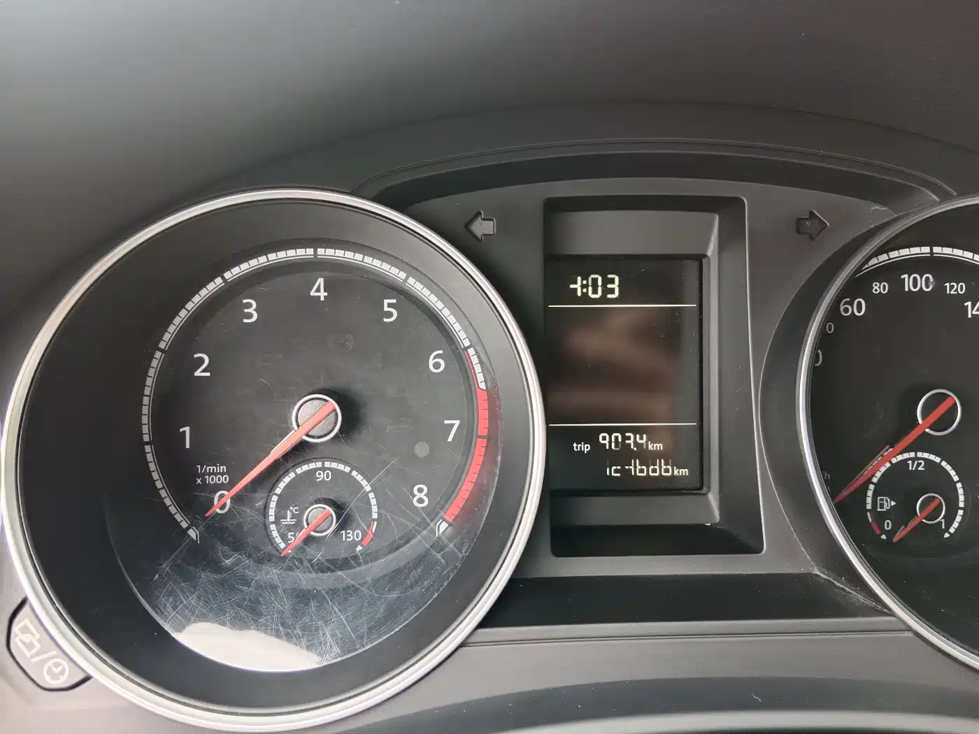 Volkswagen Scirocco 2015 1.4TSI Trend Edition фото 16
