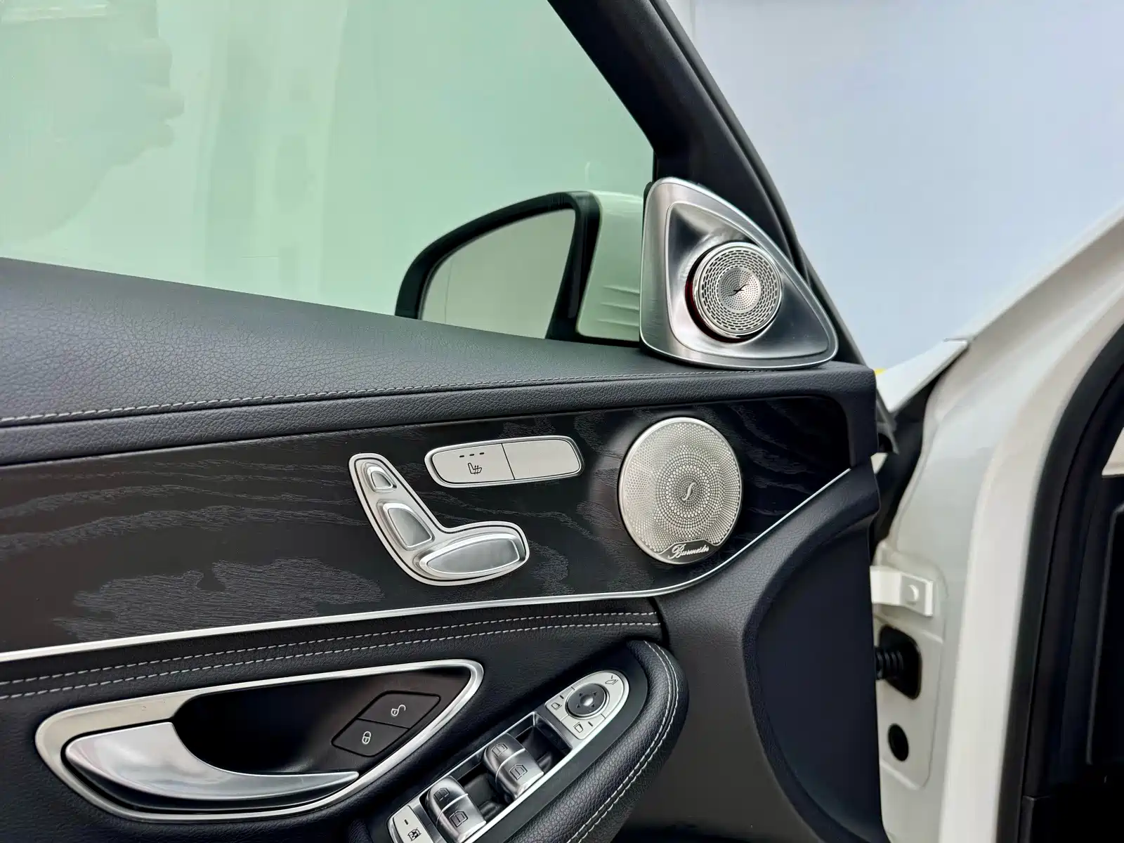 Фото 8 - Mercedes-Benz C-Class